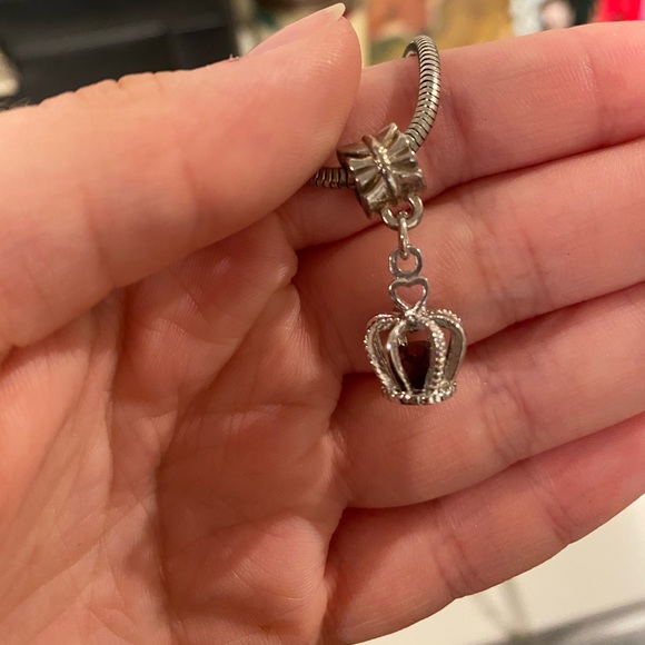 Necklaces - Picture 7 of 7